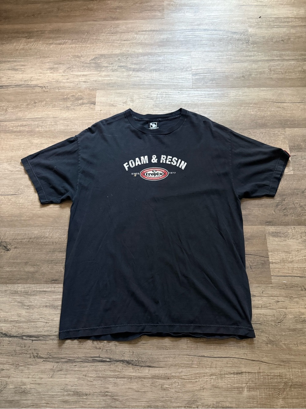 vintage y2k tropix foam & resin tee